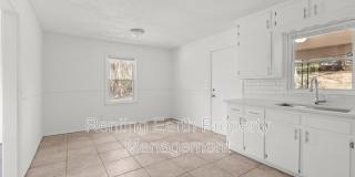 1333 5th Place NW Gallery 8