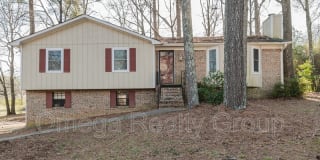 2504 Beechwood Trl Gallery 1
