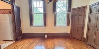 2726 PRYTANIA Street Gallery 14