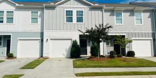 ***MOVE IN SPECIAL - $1000 OFF 1ST MONTHS WITH A 9/30 MOVE IN DATE OR SOONER AND NO APP FEES***Welcome home! Beautiful 3 bedroom, 2.5 bathroom townhome located in Cartersville! Must see! Gallery 1