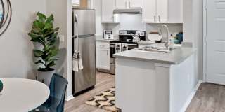 Avalon Oaks Apartments Gallery 4