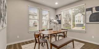 Modern Tri-Level 4BD/3.5BTH Townhouse in Lynnwood for Rent! Pet Friendly! Gallery 13