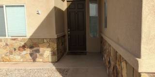 4 Bedroom Home Near Pine View High School With 2 Car Garage Gallery 4