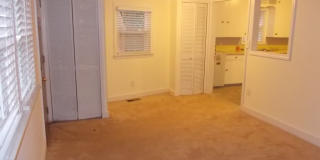 Updated 2 Bedroom Ranch in Graham Heights Gallery 12