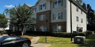 Open House Available on  Saturday, September 5 12:00–12:30 p.m. 25% Move-in Special available for this Stunningly condo Gallery 1