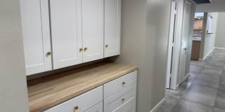 Spacious 3 Bed/2 Bath Townhouse w/ an Office in Northeast Tucson! Gallery 17