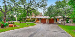 1355 The High Road Gallery 1