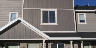 Beautiful 3 bed 2.5 bath townhome in Vineyard Gallery 1