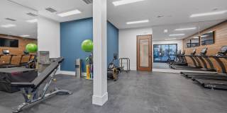 Four23/Hoge Gallery 60