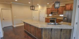 STUNNING 4 Bedroom, 2.5 Bathroom, 2 Car Garage In Fayetteville, AR Gallery 3