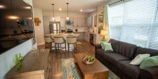 Lake Taylor Pointe Gallery 92
