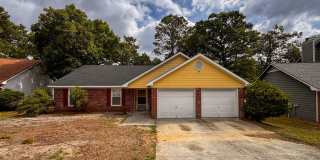 Updated 3 Bed 2 Bath Home near Fort Bragg Gallery 1