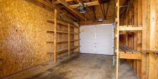 Updated Townhouse with Garage, Patio, DW, WD + FIREPLACE!! Gallery 17