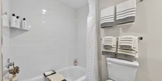 Richmond Square Apartments Gallery 11