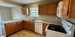 Wonderful 4 Bedroom 2.5 Bathroom Two Story Home in Lawrence! Gallery 15