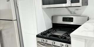 2037 20th STREET - D Gallery 15