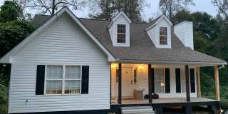 Single Family Home Close to AHS! Single Family Home Close to AHS! Gallery 1
