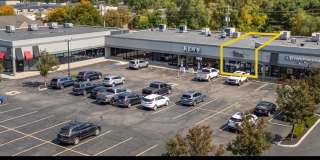 50630 Van Dyke Gallery 1