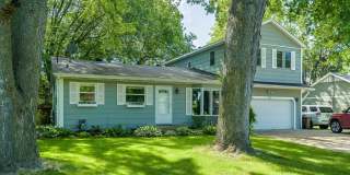 Nice Updated 3br/3ba In Wayzata (1 car garage) Gallery 1
