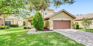 Amazing 4 Bedroom, 3 Bath home plus large 21'x11' loft located in Parkland Isles! Gallery 33