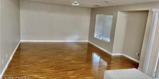 9756 Silver Pebble Street Gallery 26