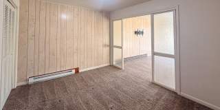 RENT SPECIAL: ½ Off First Full Month's Rent With One Year Lease!  ~ 227 24th Gallery 15