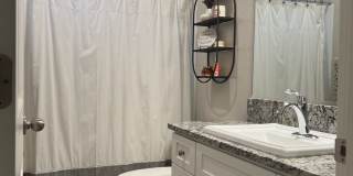 Charming and Elegant Home in Clovis District Gallery 6