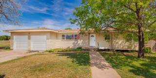 2929 Sayles Boulevard Gallery 1