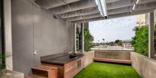 Ovelo Hollywood Gallery 25