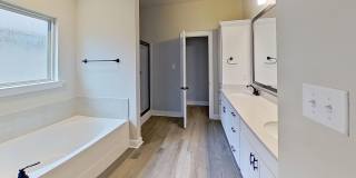 3/2 fully fenced home in Lafayette Landing Gallery 15