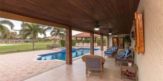 19701 W Oakmont Dr Gallery 5