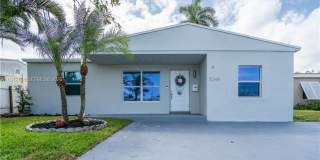 5249 NE 3rd Ter Gallery 1