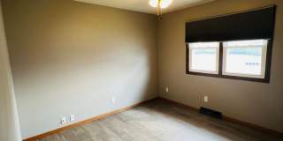 3 Bedroom Home w/ Garage in Marion, IA Gallery 21