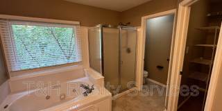 11451 Sutton Place Drive East Gallery 23