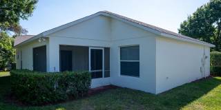 55+ Kings Ridge ~ Sussex ~No rear neighbors near the rear entrance ~ All of the community extras! Gallery 53
