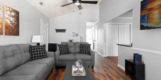 2-Bedroom, 2-Bath Apartment in Fayetteville – Spacious Layout & Great Location! 2-Bedroom, 2-Bath Apartment in Fayetteville – Spacious Layout & Great Location! Gallery 1