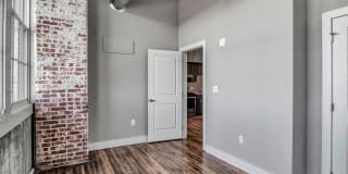 Crescendo Gallery 26