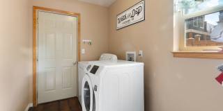 3 Bed 2 Bath Fully Furnished in Woodland Park 3 Bed 2 Bath Fully Furnished in Woodland Park Gallery 22