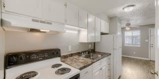 Parkwood Plaza Gallery 32