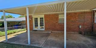 (3) Bed/(2) Bath Near Schools and Shopping! Avail NOW! Gallery 13