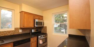 1901 N QUEBEC Street N Gallery 9