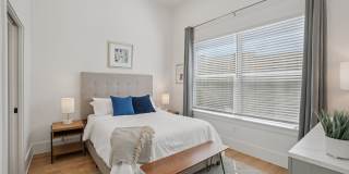 6418 Maple Gallery 41