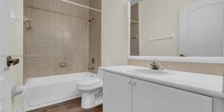 7250 NW 177th St Gallery 10