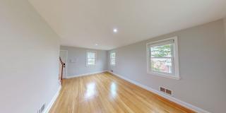 Close in Silver Spring UPDATED 3 bed + 2 BA Gallery 16