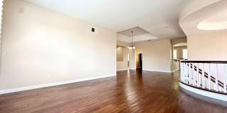 Gated 4 Bedroom 3 1/2 Bath Two Story Home Gallery 11