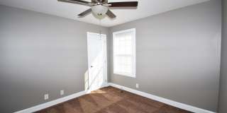 3 Bedroom Pet Friendly Home For Rent in Chalet Hills! Gallery 10