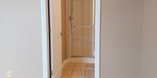 Cute townhome with 3 bd / 2.5 Bath Gallery 32