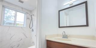 410 Pinecrest Dr Gallery 18