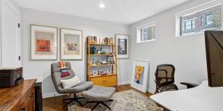 215 N Sarah Street Gallery 36