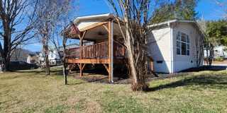 Black Mountain Rental with Garage! Gallery 1